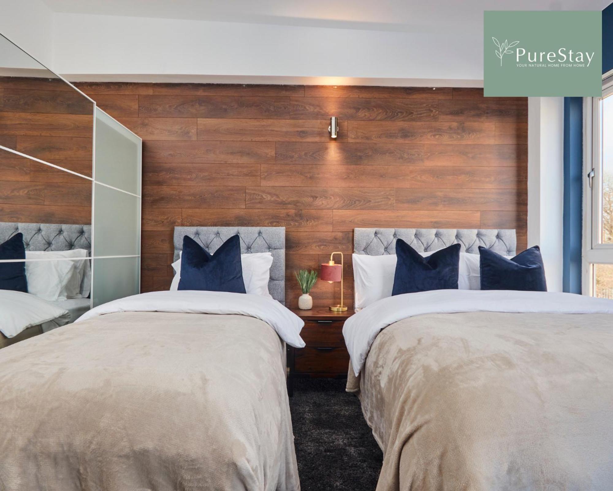 Superb House Manchester Near Etihad With Free Parking Sleeps 8 Extérieur photo